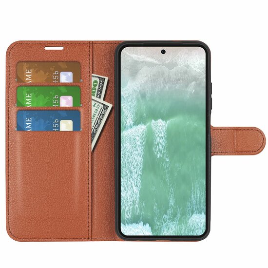 Oppo Reno 11F Hoesje - MobyDefend Kunstleren Wallet Book Case (Sluiting Voorkant) - Bruin