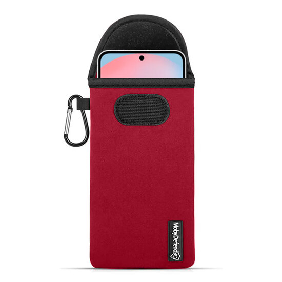 Hoesje voor Samsung Galaxy S24 FE - MobyDefend Neopreen Pouch Met Karabijnhaak - Insteekhoesje - Riemlus Hoesje - Rood