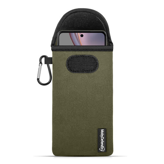 Hoesje voor Motorola Moto G75 - MobyDefend Neopreen Pouch Met Karabijnhaak - Insteekhoesje - Riemlus Hoesje - Groen