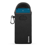 Hoesje voor Nokia 5.4 - MobyDefend Neopreen Pouch Met Karabijnhaak - Insteekhoesje - Riemlus Hoesje - Zwart