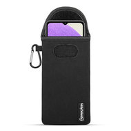 Hoesje voor Samsung Galaxy A32 (5G) - MobyDefend Neopreen Pouch Met Karabijnhaak - Insteekhoesje - Riemlus Hoesje - Zwart