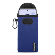 Hoesje voor Xiaomi 12 / 12X - MobyDefend Neopreen Pouch Met Karabijnhaak - Insteekhoesje - Riemlus Hoesje - Blauw