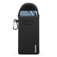 Hoesje voor Motorola Moto G62 - MobyDefend Neopreen Pouch Met Karabijnhaak - Insteekhoesje - Riemlus Hoesje - Zwart