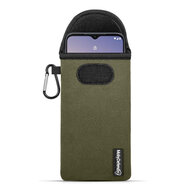 Hoesje voor Nokia G11 Plus - MobyDefend Neopreen Pouch Met Karabijnhaak - Insteekhoesje - Riemlus Hoesje - Groen