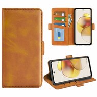 Motorola Moto G73 Hoesje - MobyDefend Luxe Wallet Book Case (Sluiting Zijkant) - Lichtbruin