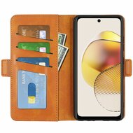 Motorola Moto G73 Hoesje - MobyDefend Luxe Wallet Book Case (Sluiting Zijkant) - Lichtbruin