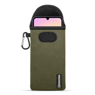 Hoesje voor Samsung Galaxy A25 - MobyDefend Neopreen Pouch Met Karabijnhaak - Insteekhoesje - Riemlus Hoesje - Groen