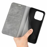 iPhone 15 Pro Hoesje - Luxe Wallet Bookcase (Magnetische Sluiting) - Grijs