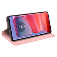 Motorola Edge 50 Pro Hoesje - Luxe Wallet Bookcase (Magnetische Sluiting) - Roze