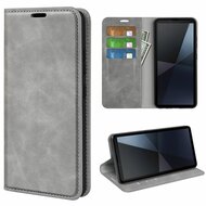 Sony Xperia 10 VI Hoesje - Luxe Wallet Bookcase (Magnetische Sluiting) - Grijs