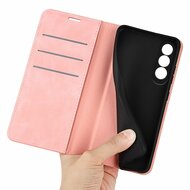 OnePlus Nord CE 4 Hoesje - Luxe Wallet Bookcase (Magnetische Sluiting) - Roze