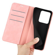 Xiaomi Redmi 13 4G Hoesje - Luxe Wallet Bookcase (Magnetische Sluiting) - Roze