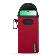 Hoesje voor Oppo Reno12 F - MobyDefend Neopreen Pouch Met Karabijnhaak - Insteekhoesje - Riemlus Hoesje - Rood