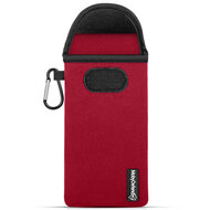 Hoesje voor iPhone 16 Plus - MobyDefend Neopreen Pouch Met Karabijnhaak - Insteekhoesje - Riemlus Hoesje - Rood