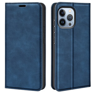 iPhone 14 Pro Max Hoesje - Luxe Wallet Bookcase (Magnetische Sluiting) - Blauw